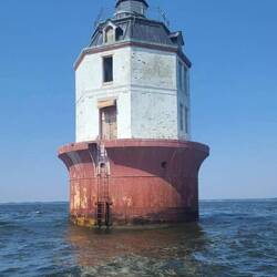 Closeup of the Point No Point lighthouse (image borrowed from interweb)