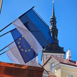 Von überall sieht man Türme...