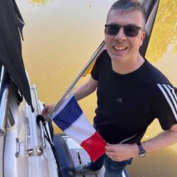 Sarreguemines , Thomas mit frz. Flagge