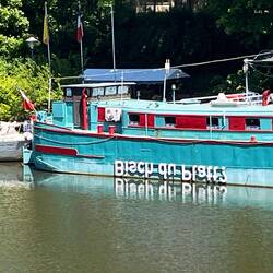 Sarreguemines, Péniche Pauline, Capitainerie, "Bisch du Platt" in Spiegelschrift