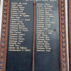 Interessant, hier werden die Berufe der Gefallenen angeführt