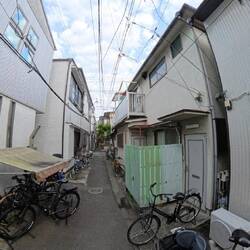 Small living in big city