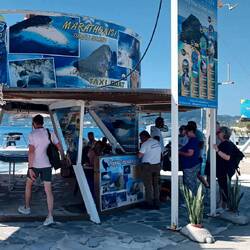 Verkaufsbude für die Bootstour 3in1