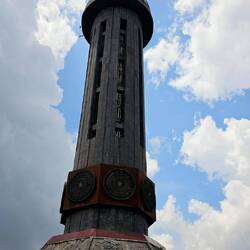 Flaggenmast im äußersten Norden von Vietnam.