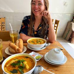 Veggie curry and the first of many razor sharp breads