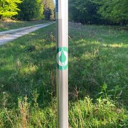 Auf wenn der NST gegenläufig verläuft. Das ist das erste Schild, das mir aufgefallen ist.