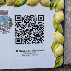 Abendlicher Rundgang in den Park mit Fischerei Museum und Limonaia