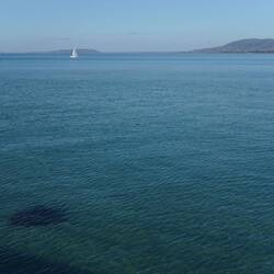 hier noch mal als Schatten vor Arthur's Seat - unserem Ziel morgen.