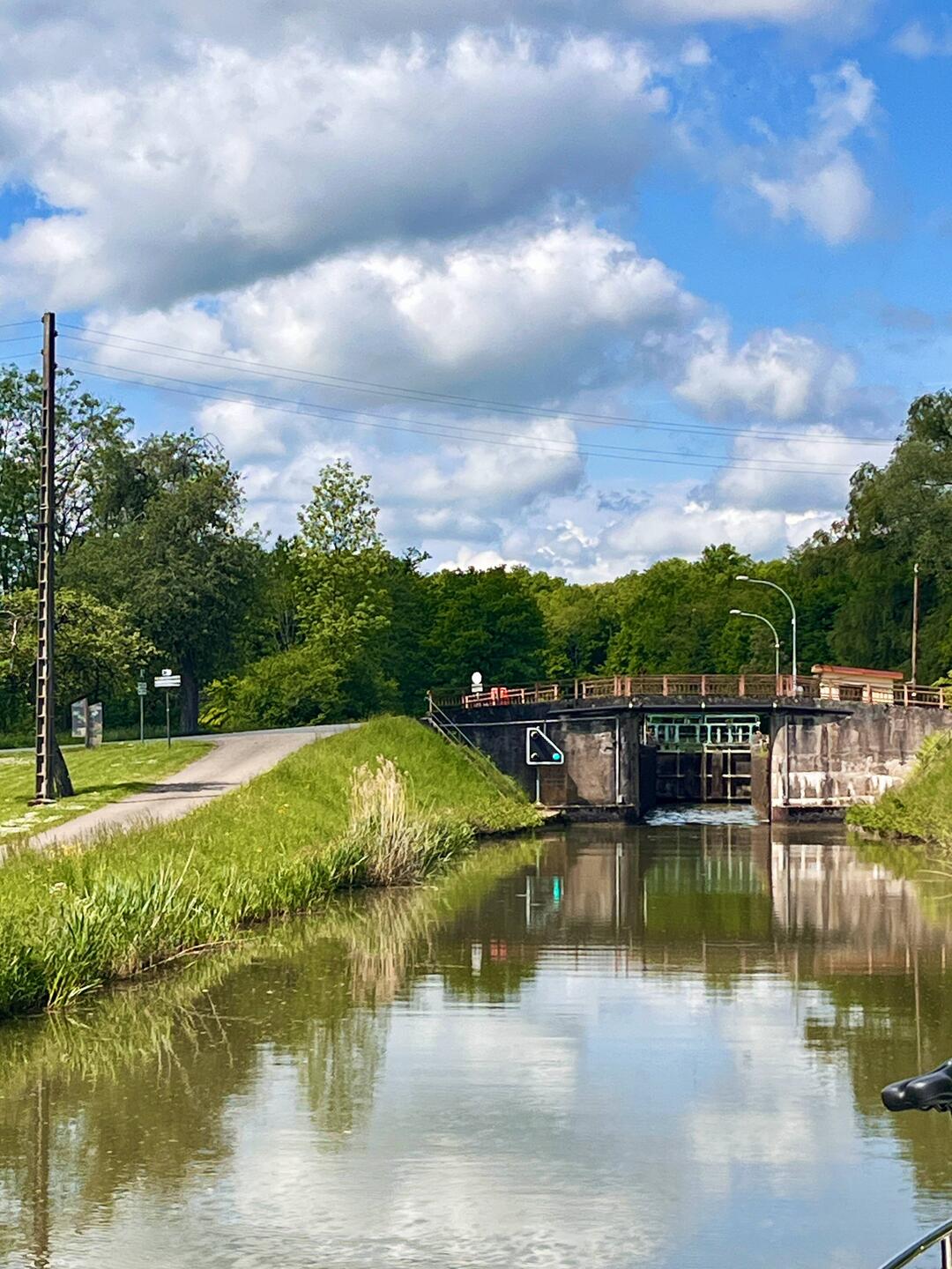 Saarkanal Ecluse 16, Unterwasser