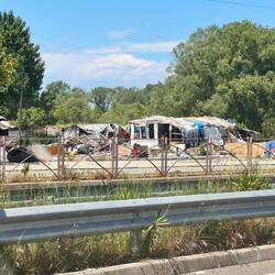 Anti-Oligarchen-Slums in Albanien...