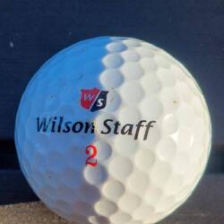 ... und dann liegt da auf 913 m ein Golfball auf dem Steig?🤔😂