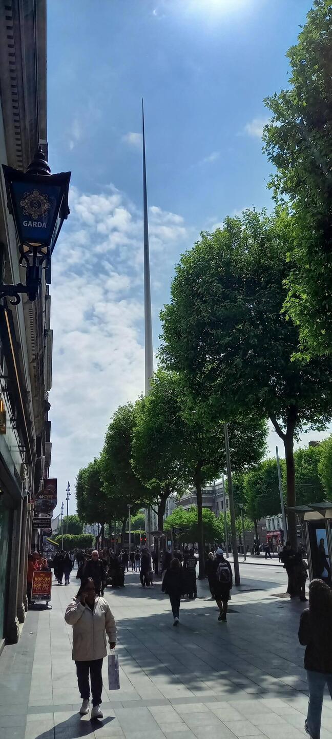 DUBLIN liebt sehr spitze (hohe) Obelisken