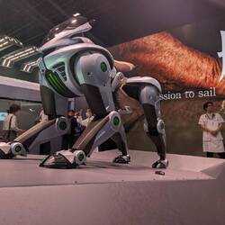 Kawasaki Corleo Roboterhund (https://www.khi.co.jp/expo2025/concept01/index.html)