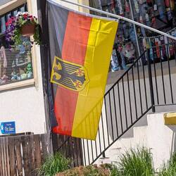 Walking through German Town