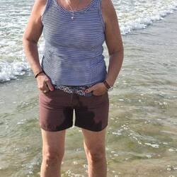 Kaum ein paar Schritte im Meer...und schon ist die Hose nass 🤭🙄