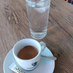 Espresso, der Tote weckt