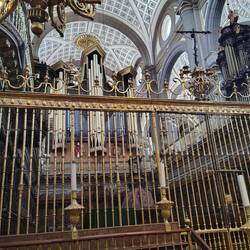 Der Zugang in diesen Bereich ist nur Kirchenoberen erlaubt