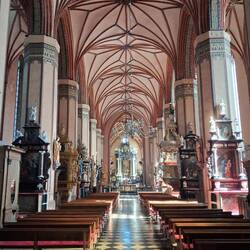 Wewnątrz katedry