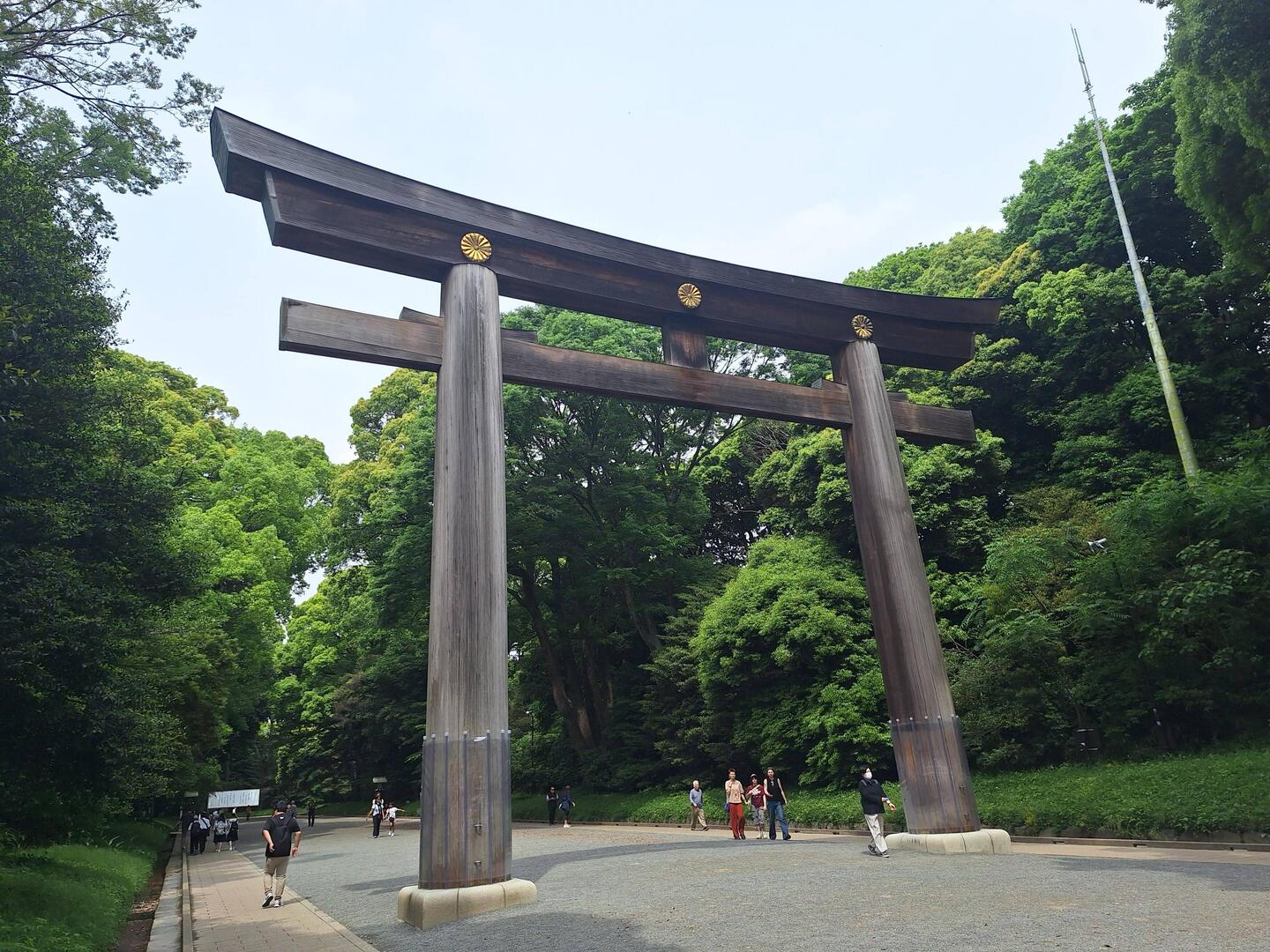 Eingang des Tempels das Torii-Tor