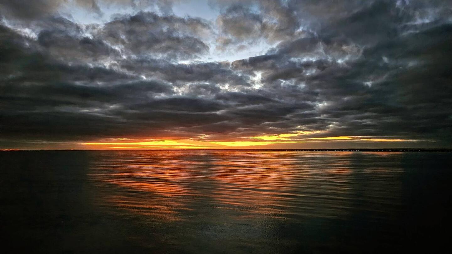 Sunrise as Insignia approaches Busselton.