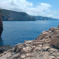 ... Besteigung des "Rock Arch" ...