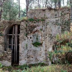 ... einsturzgefährdet ...