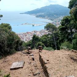 ... und wieder Aussicht ... im Hintergrund der Skopos!