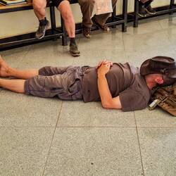 Ein älteres Foto, welches einen Eindruck über die Arbeitsgeschwindigkeit am Zoll!