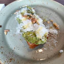 Avocadotoast, auch fein.