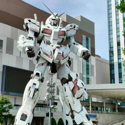 Gundam Statue