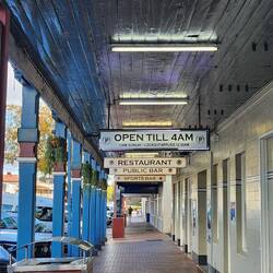 Open till 4am but a lockout from 12:30am 😂😂