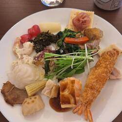 Mein Abendessen vom Buffet