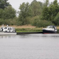 In die Lücke mit Wind von der Seite... Passt