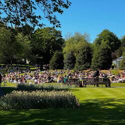 Das Wetter lockt alle nach draußen