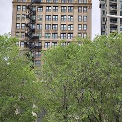 Auch die typischen Feuerleitern gibt's noch ...