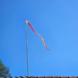 Rot-gelb sind die Farben der Finnlandschweden.