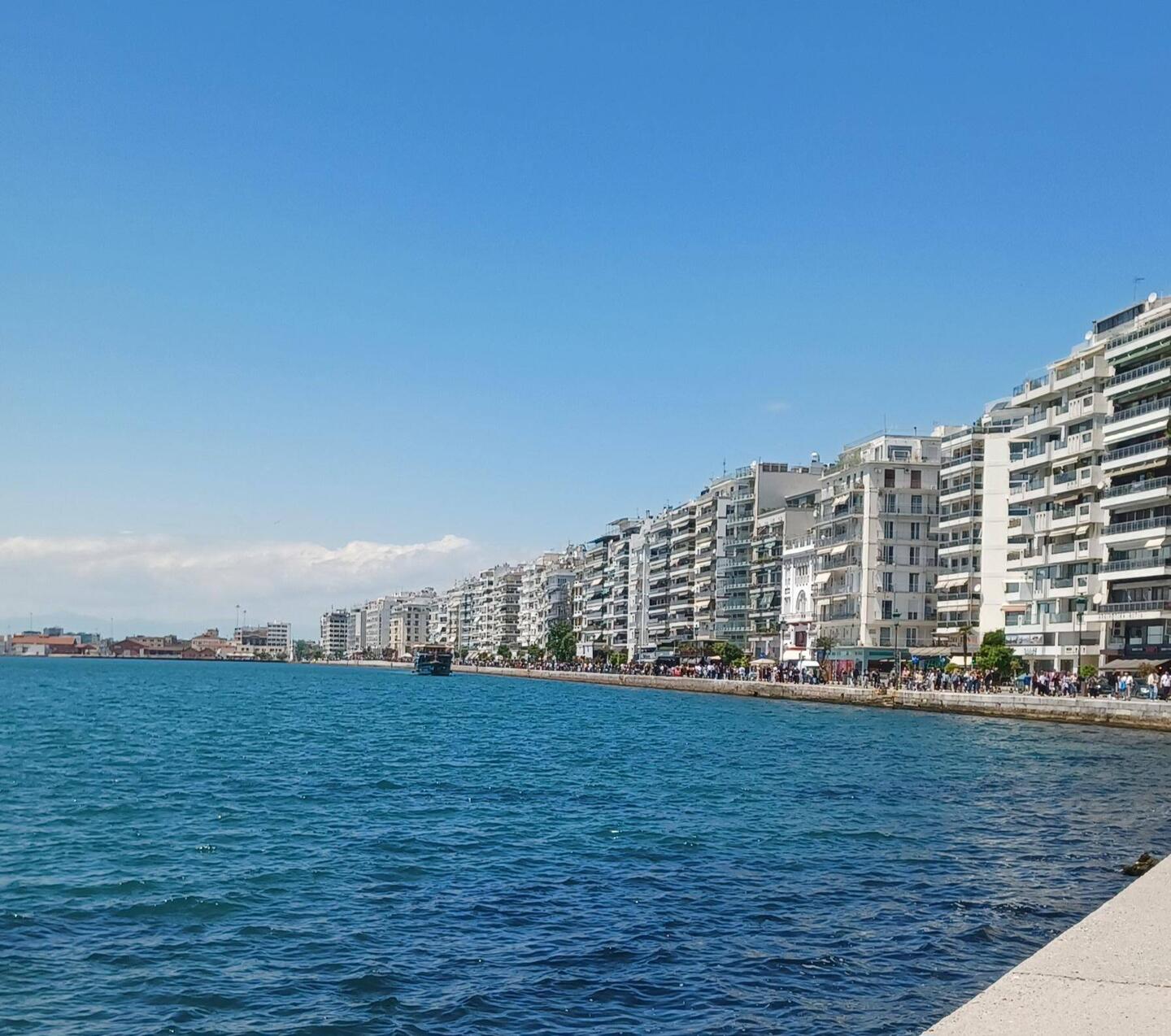 Thessaloniki mit 325000 Einwohner