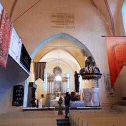 Putztag in der Kirche