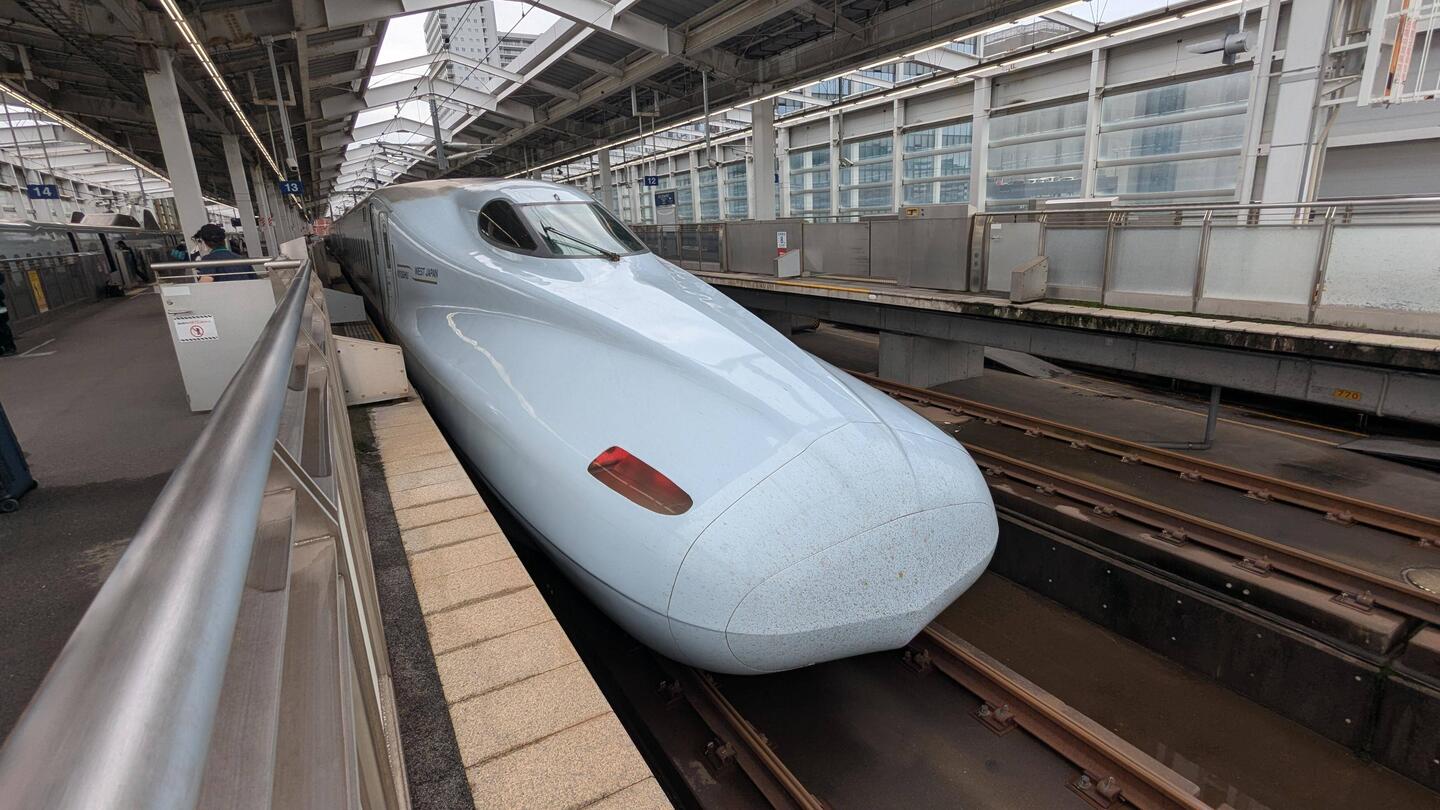 Shinkansen Sakura (Kagoshima - SHIN-TOSU)