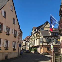The main street was very pretty, high buildings offering shade from the sun