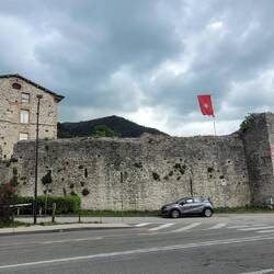 sagenhafte alte Gemäuer in Gubbio