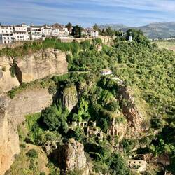 Aussicht in Ronda, links der Altstadtteil