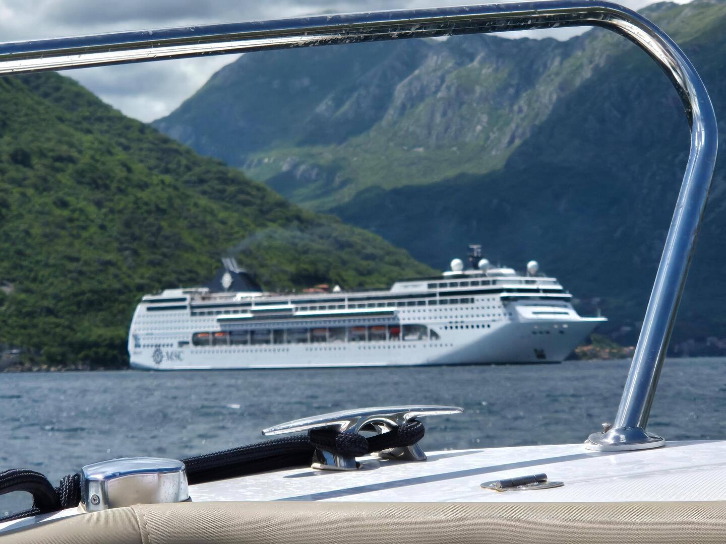 MSC Lirica