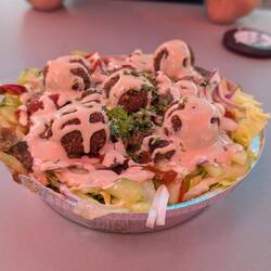 Frustfuttern bei den Foodtrucks...