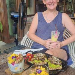 THE best brunch in months, surrounded by plants & the jungle.