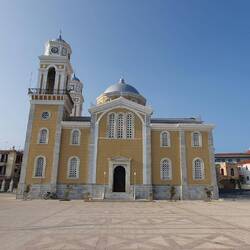 Eine der vielen Kirchen in Kalamata. Wo ist mein Bike?