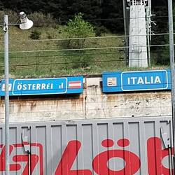 Oblig border shot