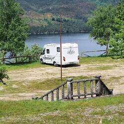 Traumstellplatz beim Lost Place...wollte wohl niemand sonst bleiben😉