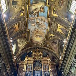 Die Päpstliche Wallfahrtsbasilika Unserer Lieben Frau vom Rosenkranz von Pompei