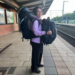 Es geht los, das erste mal mit Backpack und ebenfalls das erste mal nach Asien